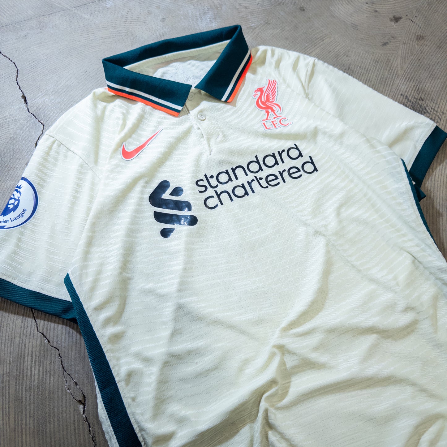 Liverpool FC リバプールFC アウェイ サッカーユニフォーム THIAGO #6 L