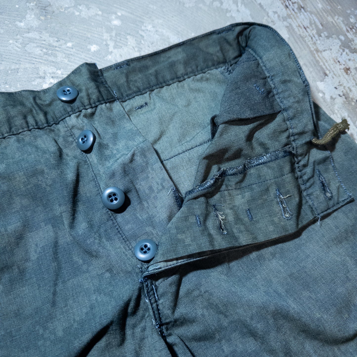 US.ARMY BDUウッドランドカモパンツ 黒染め LARGE-SHORT