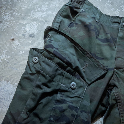 US.ARMY ACU ウッドランドカモパンツ 黒染め 31-REGULAR (M相当)