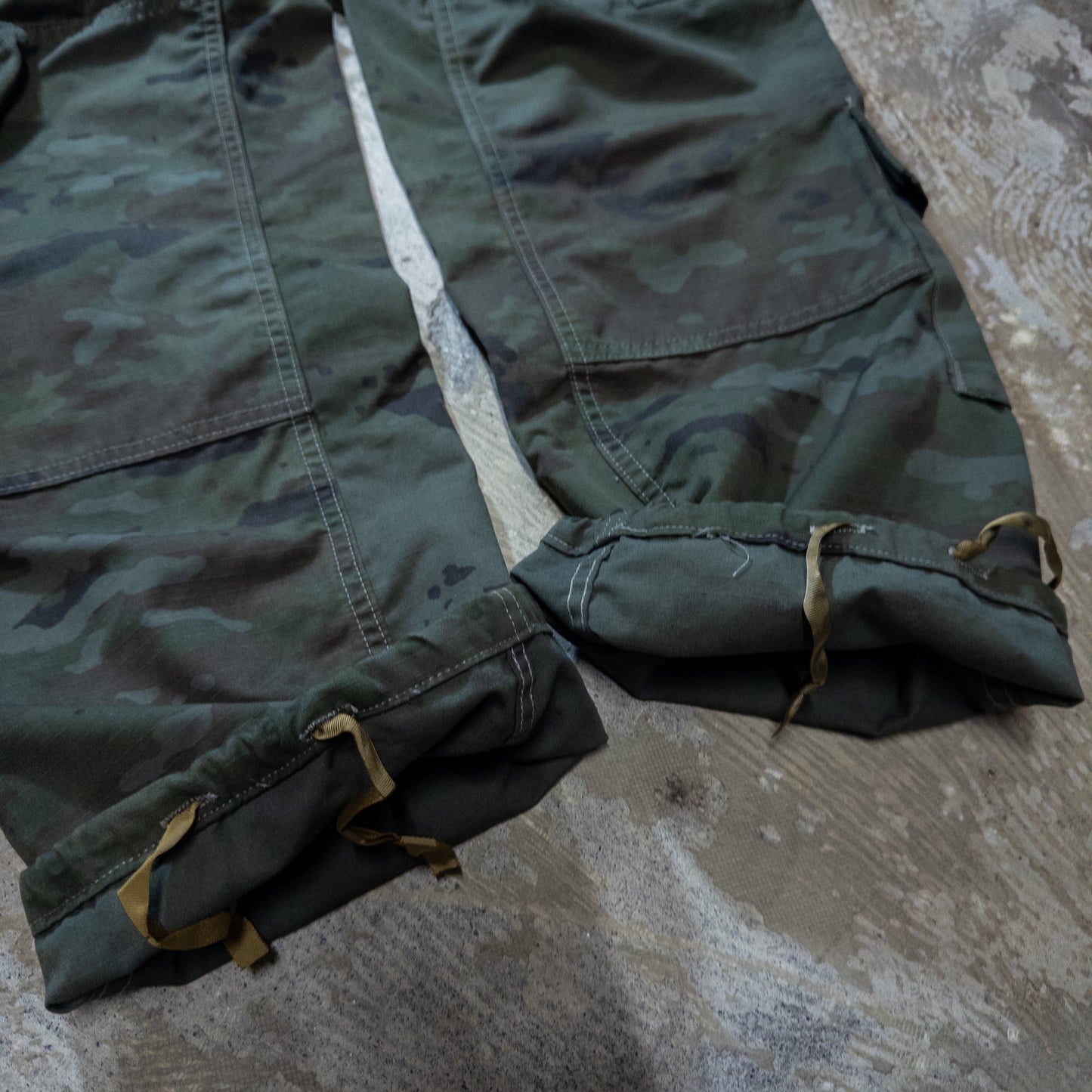 US.ARMY ACU ウッドランドカモパンツ 黒染め 31-REGULAR (M相当)