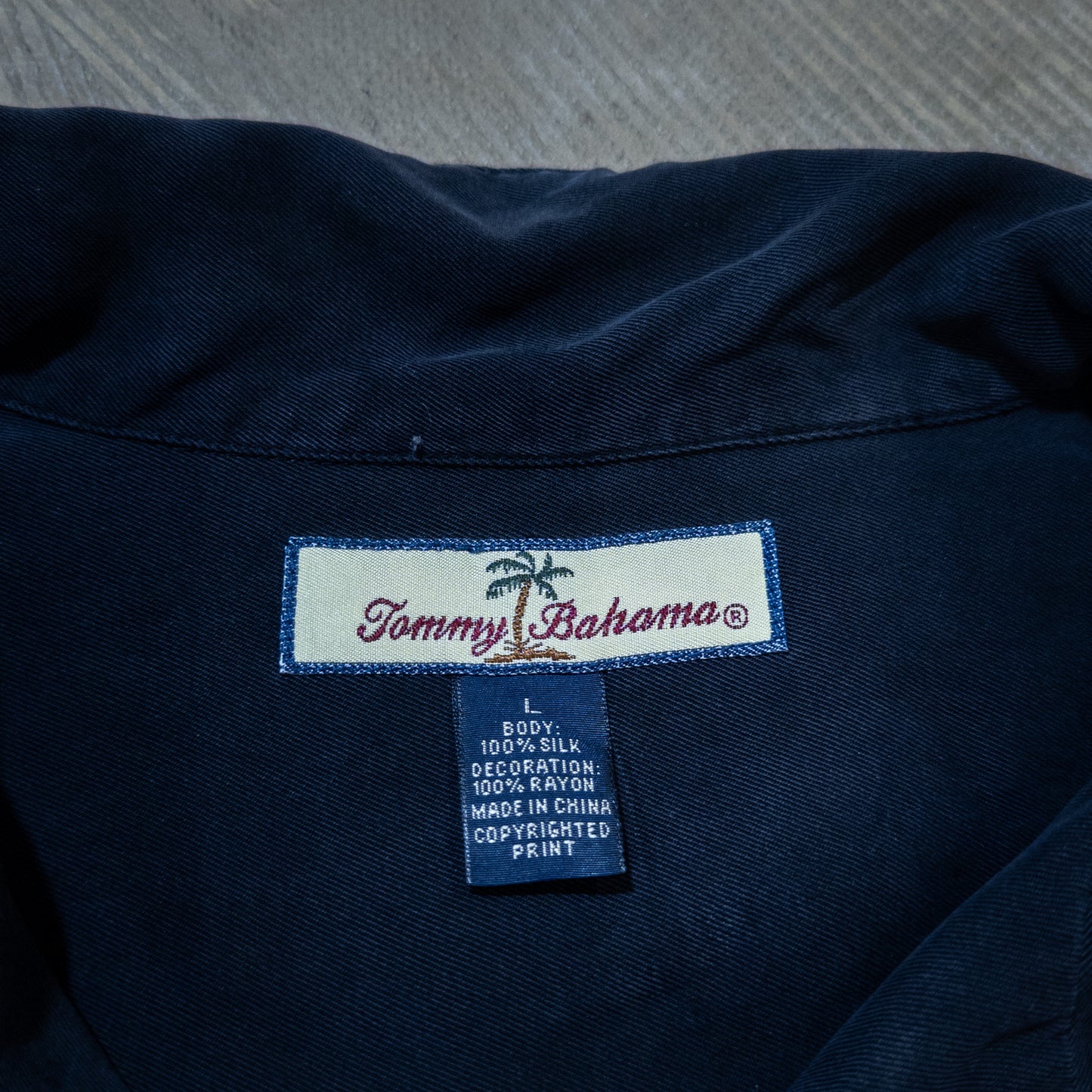 [メンズXL] 90〜00年代 Tommy Bahama/トミーバハマ アロハシャツ・かりゆしウェア バック刺繍 開襟シャツ