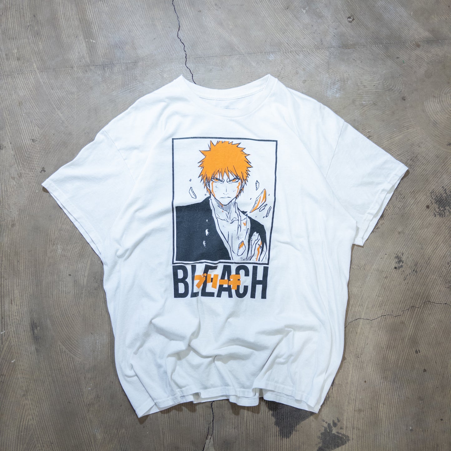 [メンズL] 00年代 Tシャツ アニメT BLEACH ブリーチ 黒崎一護