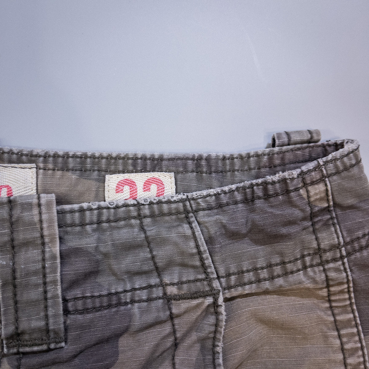 [メンズW33] 00年代 MOSSIMO SUPPLY CO. ショートパンツ カーゴショーツ