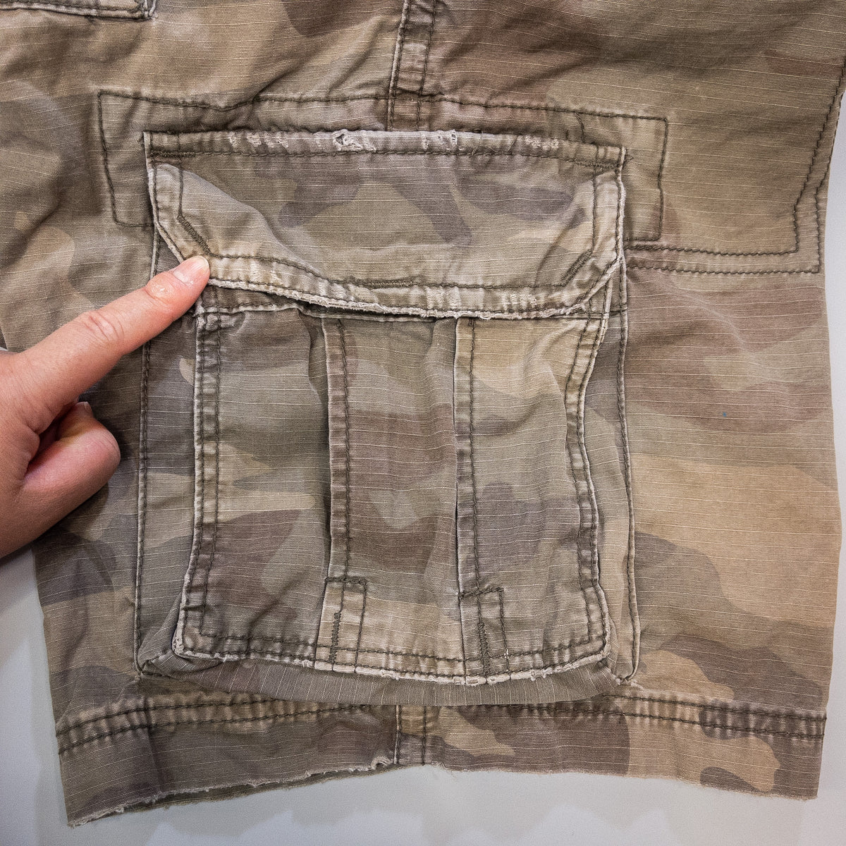 [メンズW33] 00年代 MOSSIMO SUPPLY CO. ショートパンツ カーゴショーツ