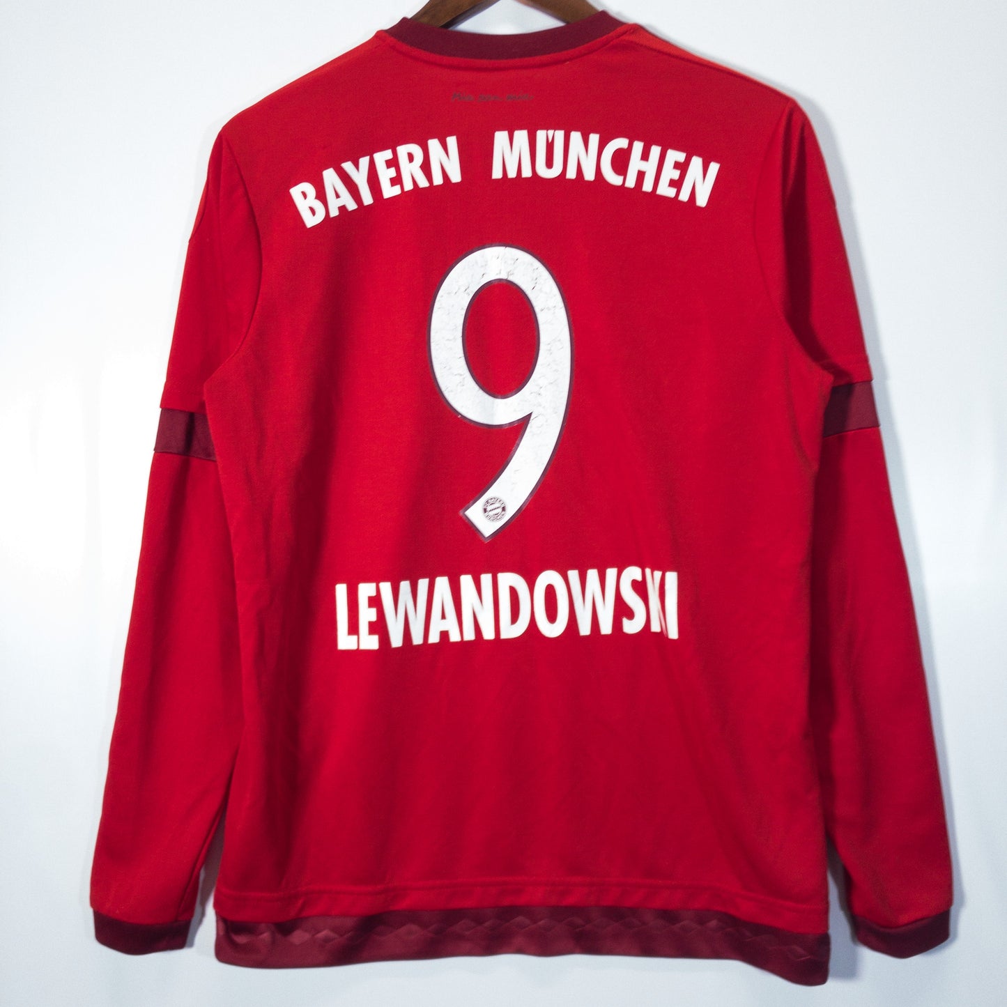 FC Bayern München バイエルン・ミュンヘン サッカーユニフォーム レヴァンドフスキ S レッド ロゴ刺繍 adidas/アディダス