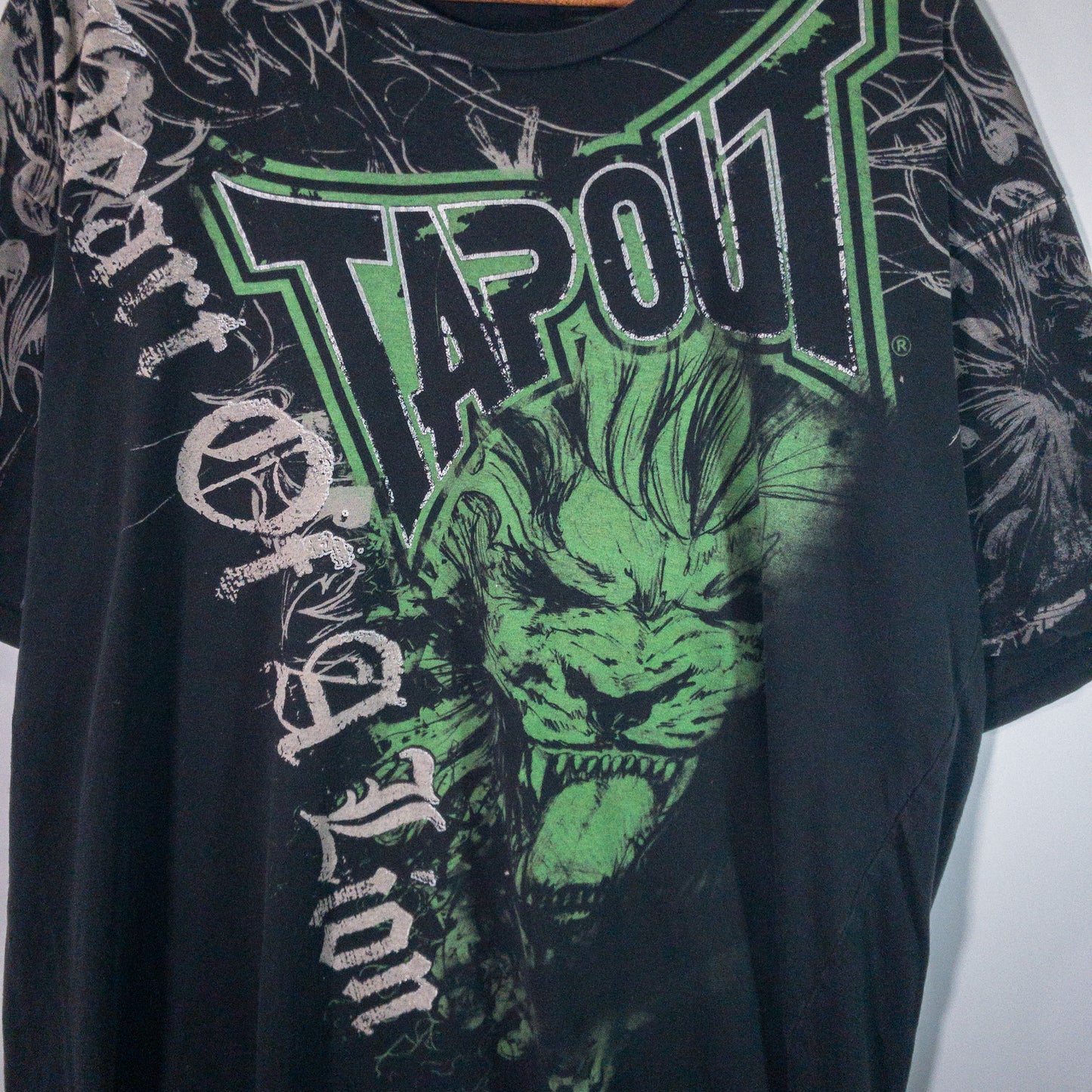 [メンズXXL] 00年代 TAPOUT/タップアウト Tシャツ アドバタイジングT