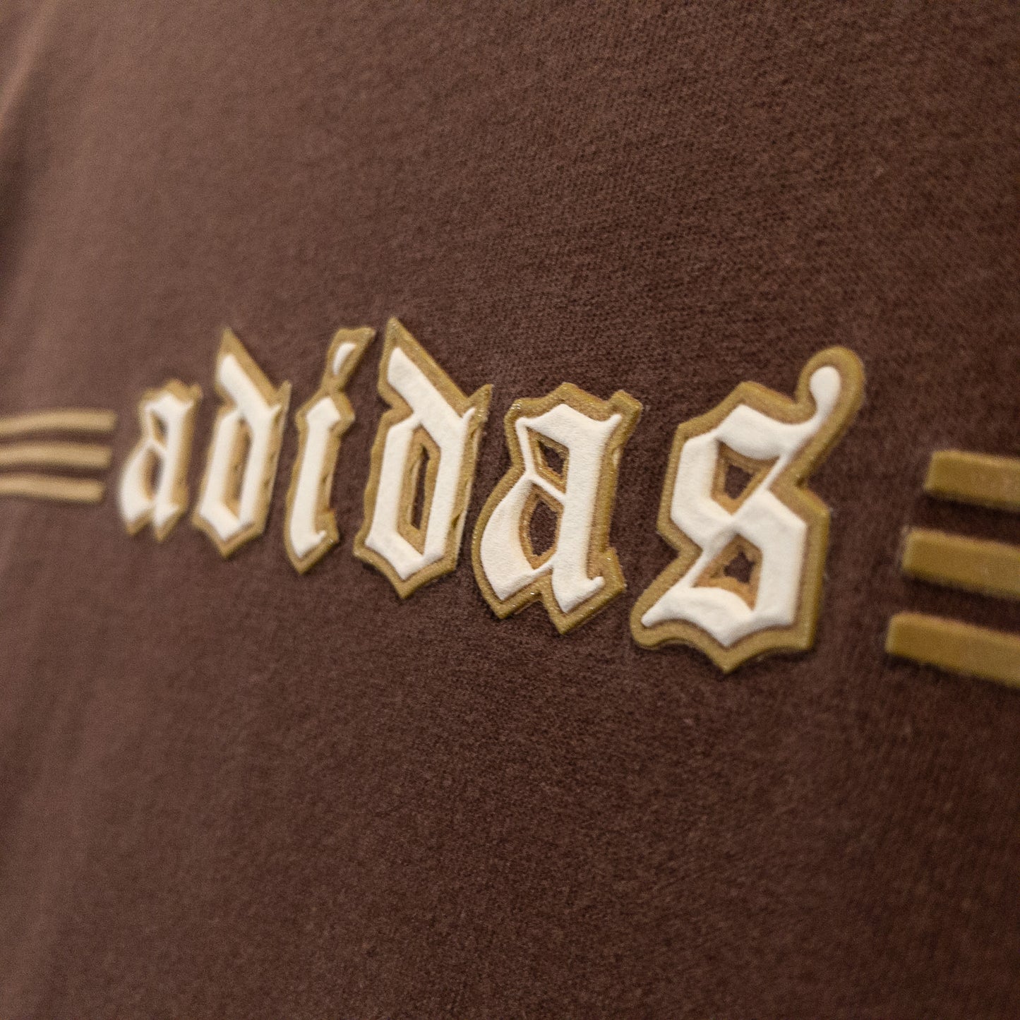 Tシャツ L ブラウン ロゴプリント adidas/アディダス