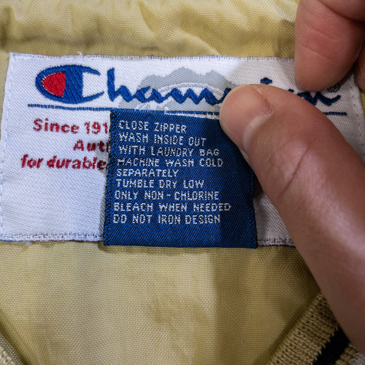 [メンズXXL] 90〜00年代 Champion/チャンピオン ナイロンジャケット Vネックナイロンプルオーバー DUKE カレッジ
