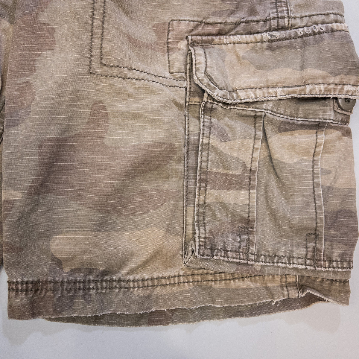 [メンズW33] 00年代 MOSSIMO SUPPLY CO. ショートパンツ カーゴショーツ