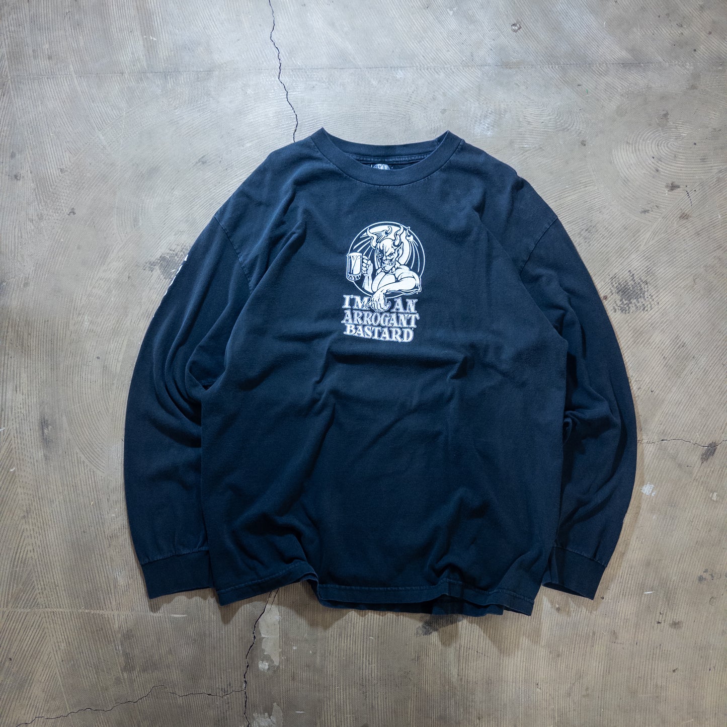 [メンズXL] 長袖Tシャツ Stone Brewing Arrogant Bastard Ale アロガントバスタードエール ロンT ビール