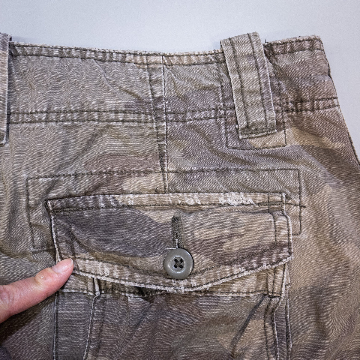 [メンズW33] 00年代 MOSSIMO SUPPLY CO. ショートパンツ カーゴショーツ