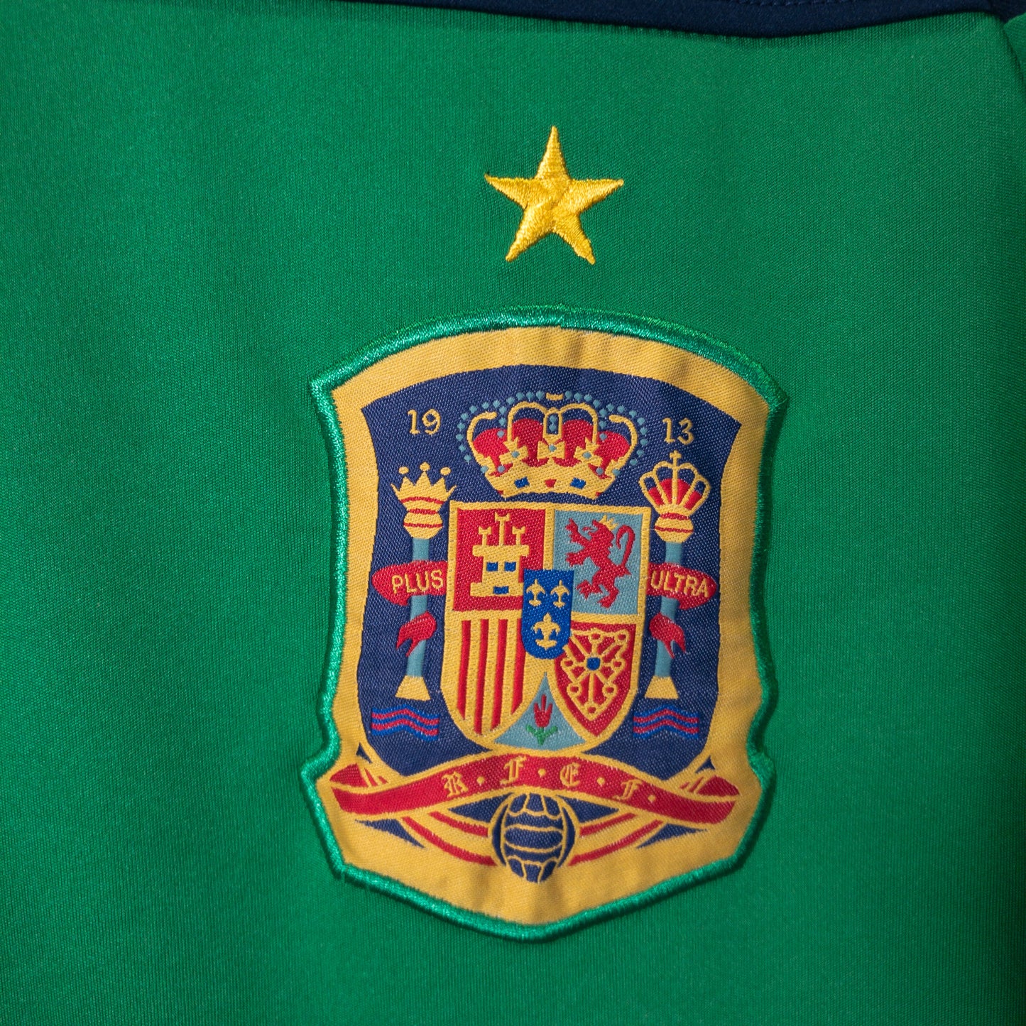 サッカーユニフォーム スペイン代表 カシージャス L グリーン 胸元エンブレム 刺繍ロゴ adidas/アディダス