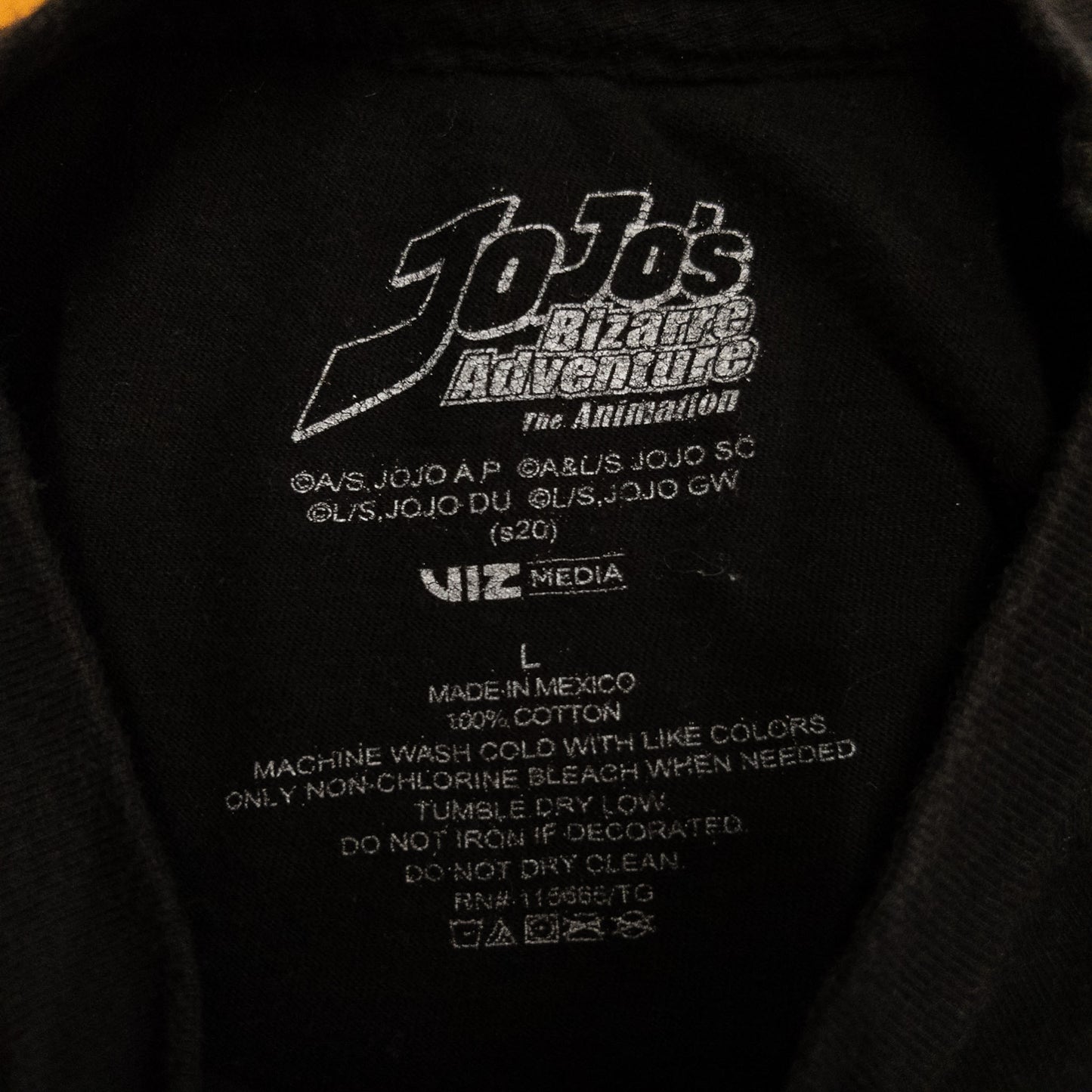 ジョジョの奇妙な冒険 アニメTシャツ L ブラック プリント VIZ MEDIA/ヴィズメディア