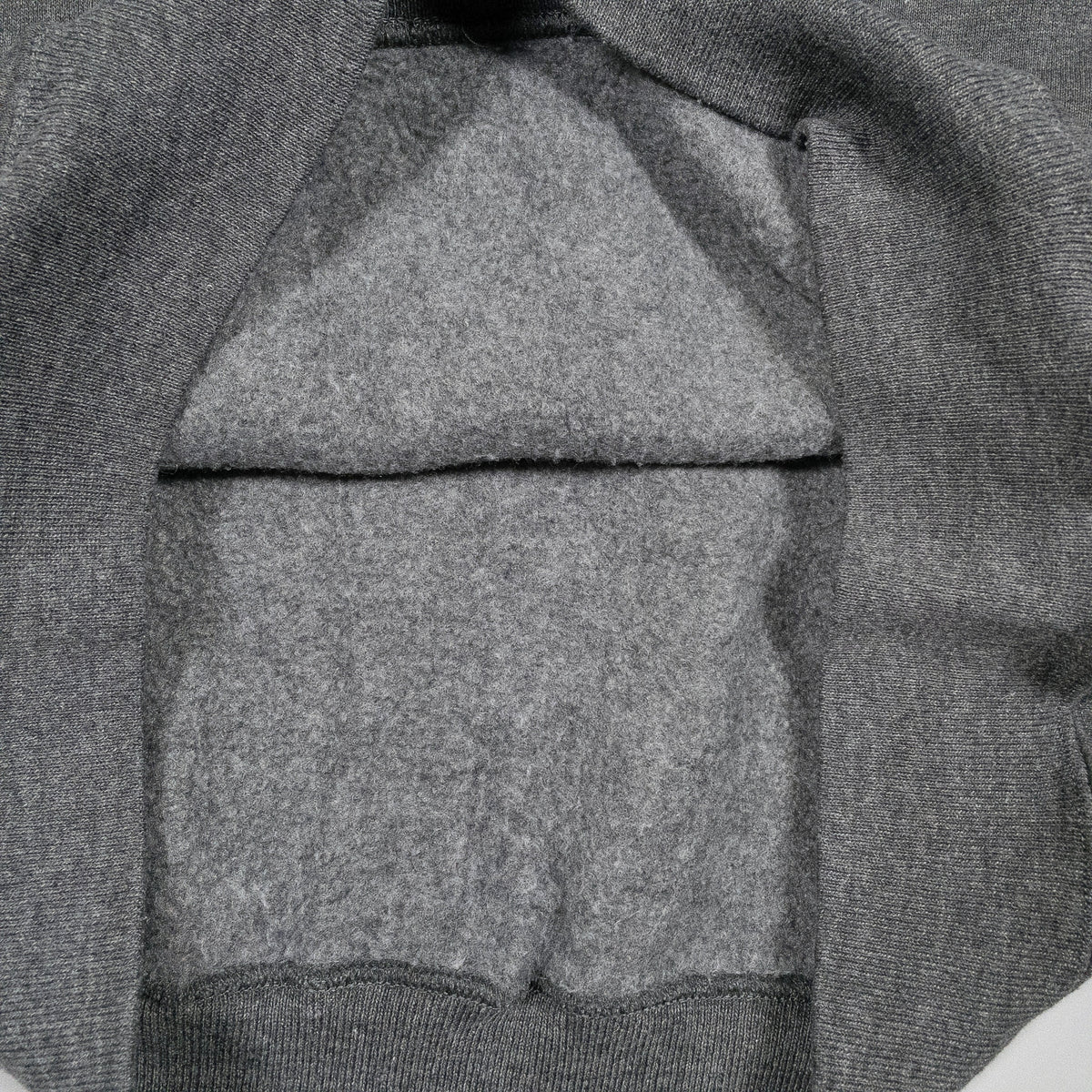 [メンズL] 80〜90年代 BASSETT-WALKER スウェット トレーナー Sturdy Sweats ラインスリーブスウェット スラッシュポケット 無地