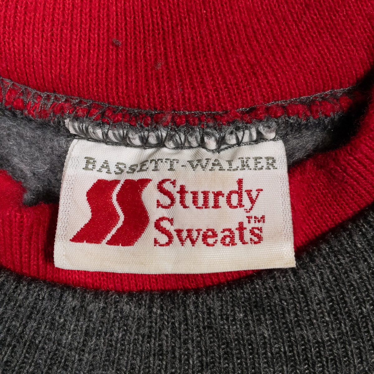 [メンズL] 80〜90年代 BASSETT-WALKER スウェット トレーナー Sturdy Sweats ラインスリーブスウェット スラッシュポケット 無地